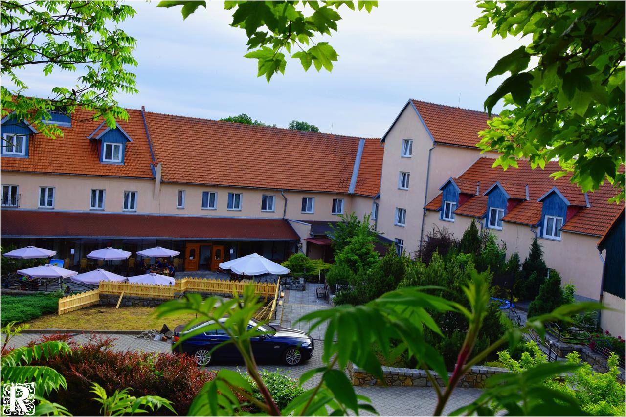 Hotel Rustikal Horní Cerekev Exterior foto